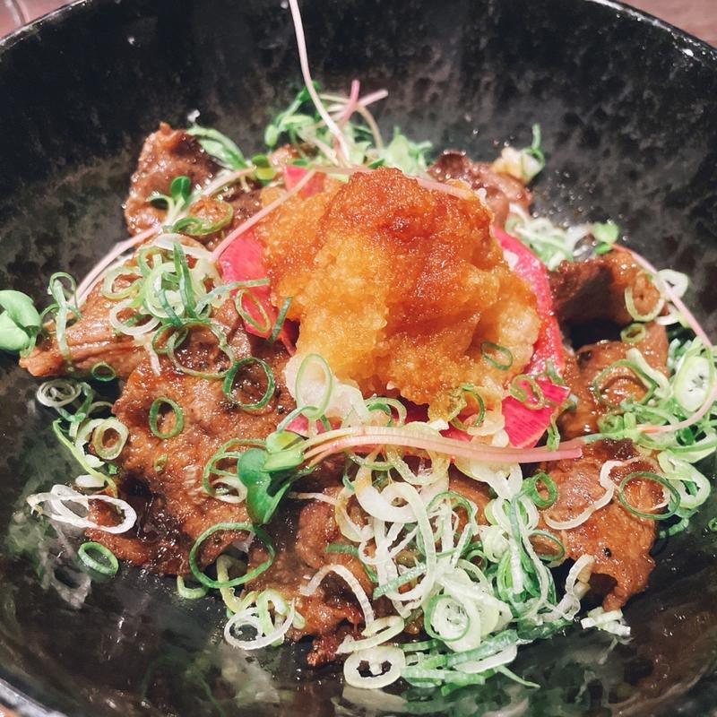 頬肉のみぞれ丼(肉匠 牛虎 西中島店)