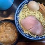 燻玉つけ麺(兎に角 松戸店)