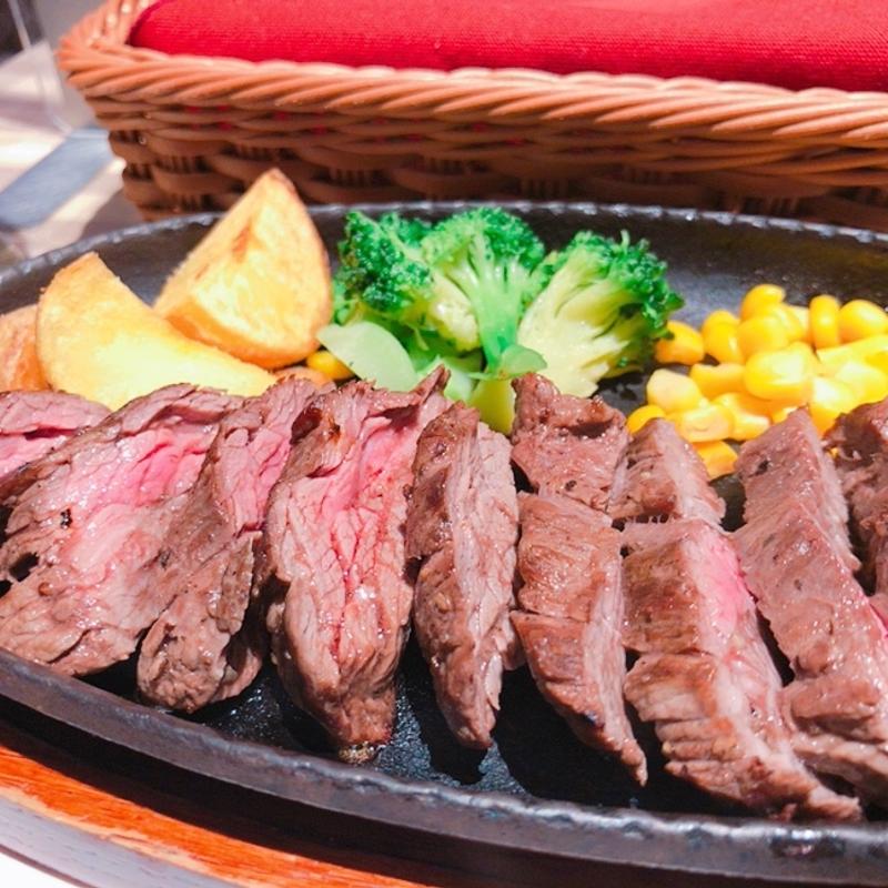 牛肉ステーキ(グリルロン阪神本店)