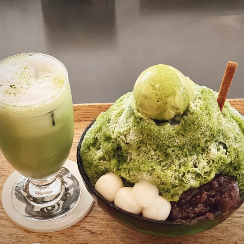 然の氷 宇治金時 お茶付き(茶庭 然花抄院)