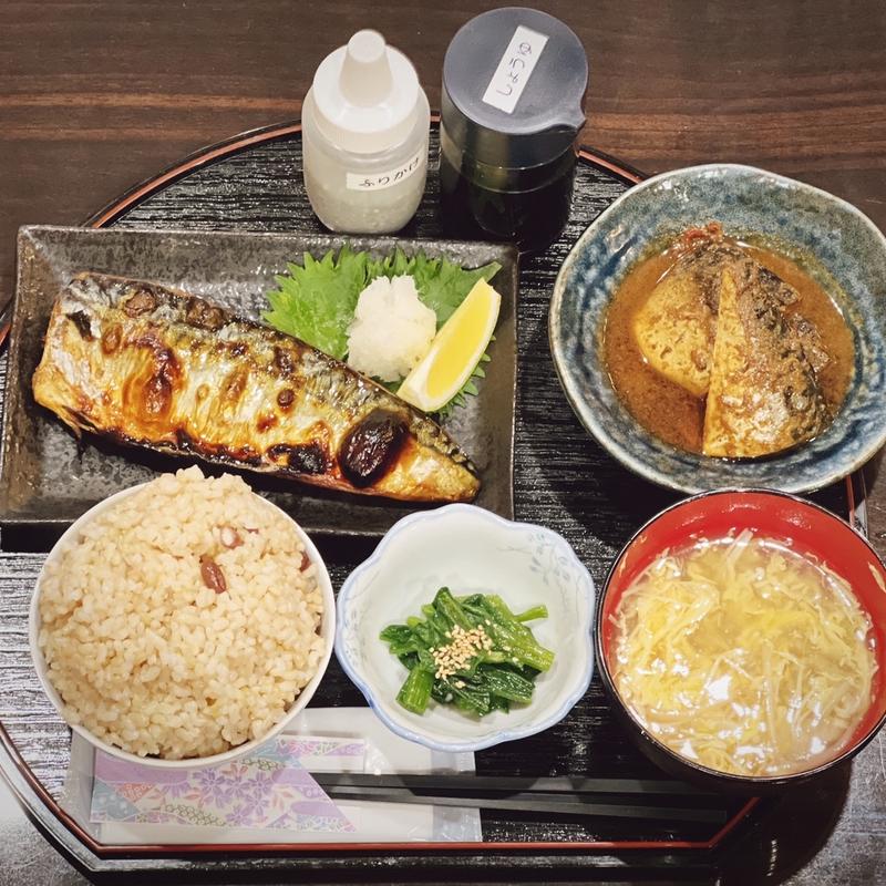 ダブルさば定食(かしわすき　おばん菜　小倉家)