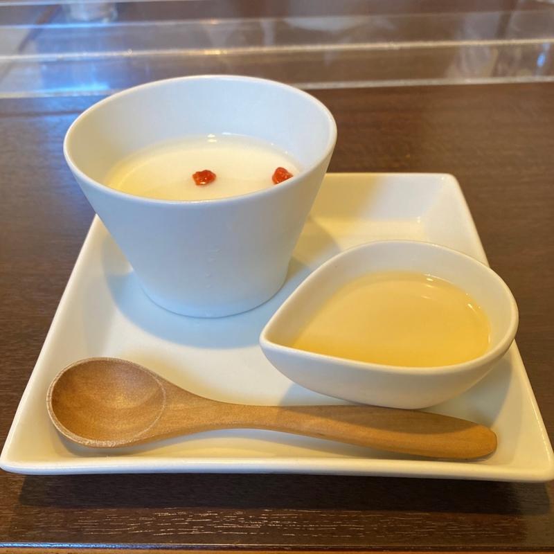 杏仁豆腐、マンゴープリン(翠花 （スイカ）)