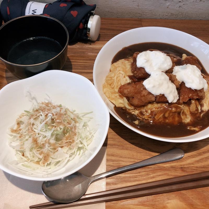 チキン南蛮オムライス（カレーソース）(キッチン ハレヤ)