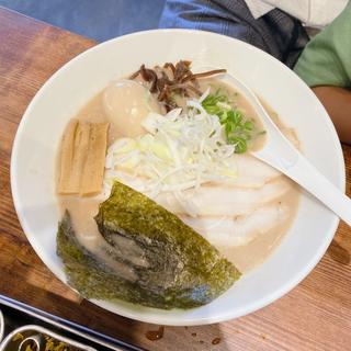 (茨城豚骨ラーメン 豚骨堂 水戸店)