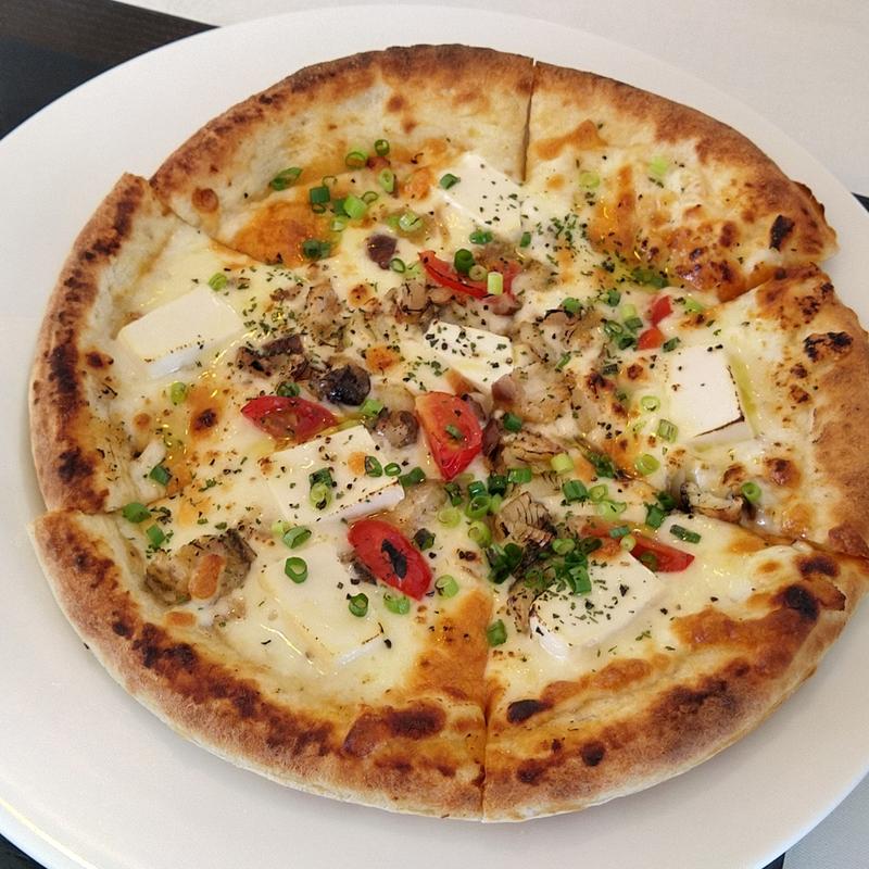 男鹿ピザ(東洋一の海岸線にある男鹿のレストラン)