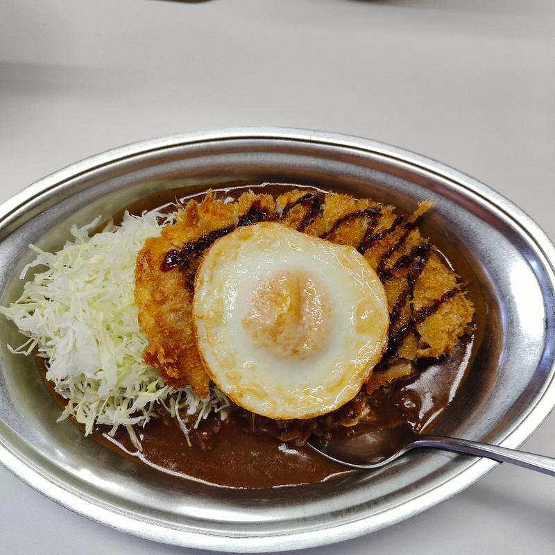 Lカツカレー(カレーのチャンピオン  札幌白石店)
