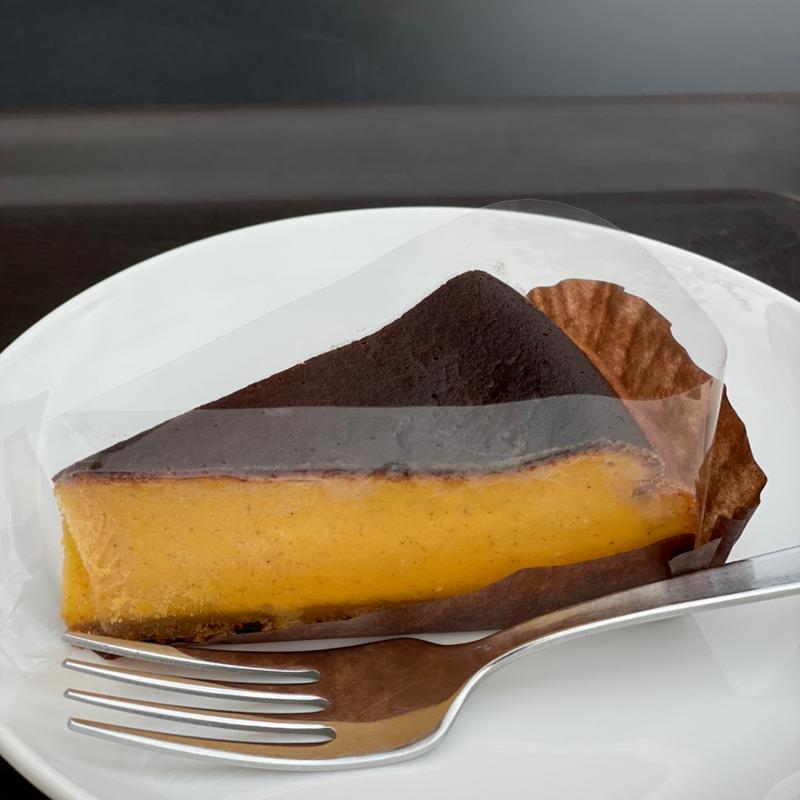 パンプキンのバスクチーズケーキ(スターバックス コーヒー 町田金森店)