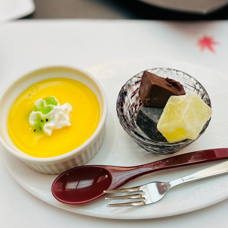 デザート(マンゴープリン&わらび餅)(紫翠亭 )