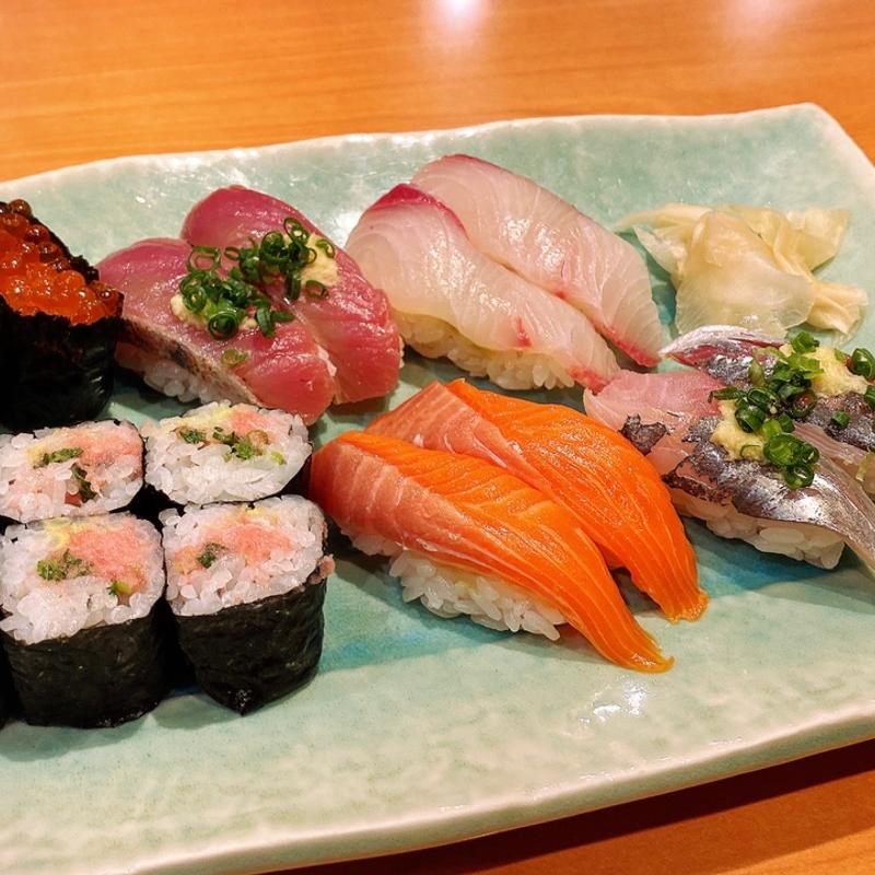 (寿司茶屋 桃太郎 池袋西口店（ももたろう）)