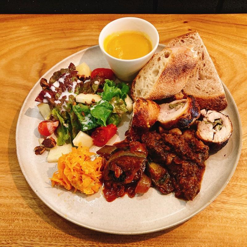 デリプレートランチ(Urban’s Camp Tokyo)