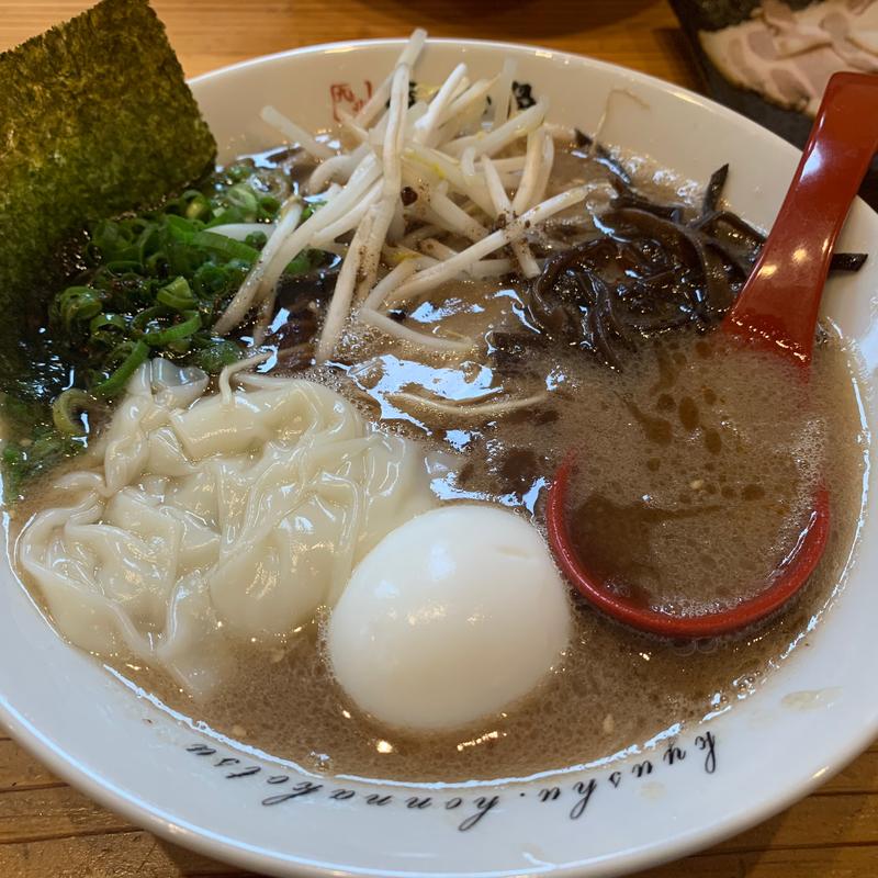 純骨黒豚骨ラーメン(九州ほんな骨静岡店)