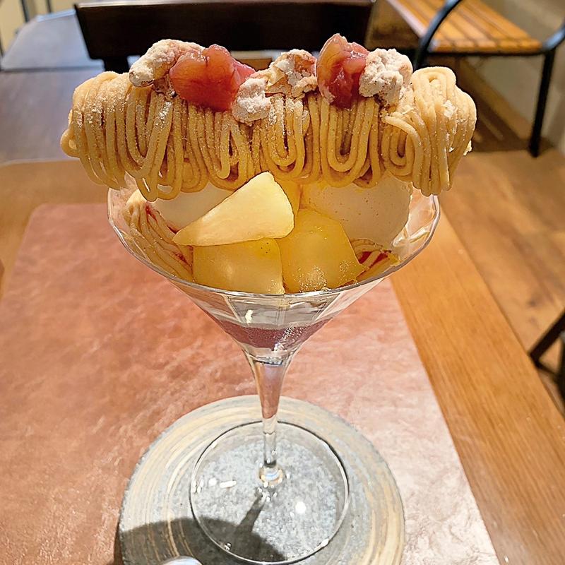 モンブランパフェ(ジェラート専門店 ＳＵＧＩＴＯＲＡ)