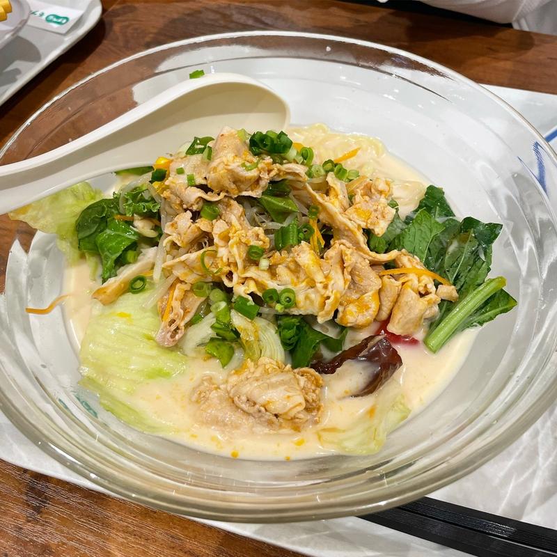 夏野菜と豚しゃぶ冷やしちゃんぽん(リンガーハット JRお茶ノ水店 )