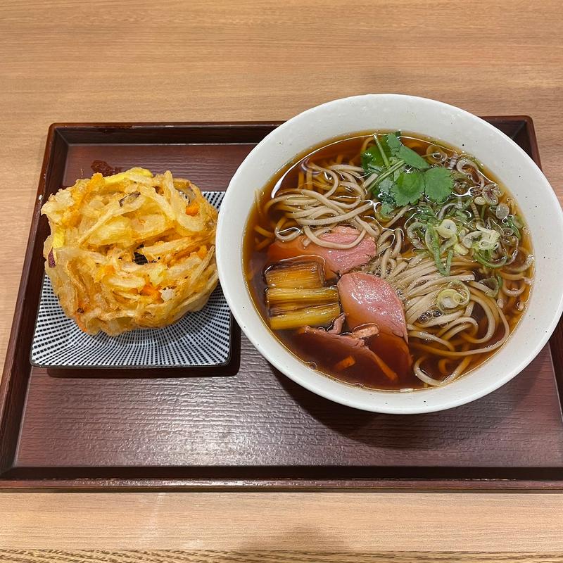 鴨南蛮そば＋かき揚げ天(さがたに　新宿京王モール店)