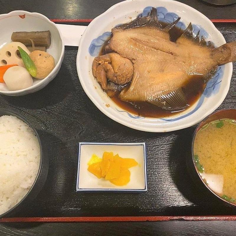 子持ち鰈煮付定食(食堂もり川 （もりかわ）)
