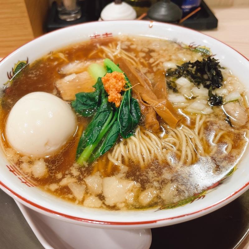 鶏と煮干しと背脂の特選醤油そば(ラーメン専科 竹末食堂)