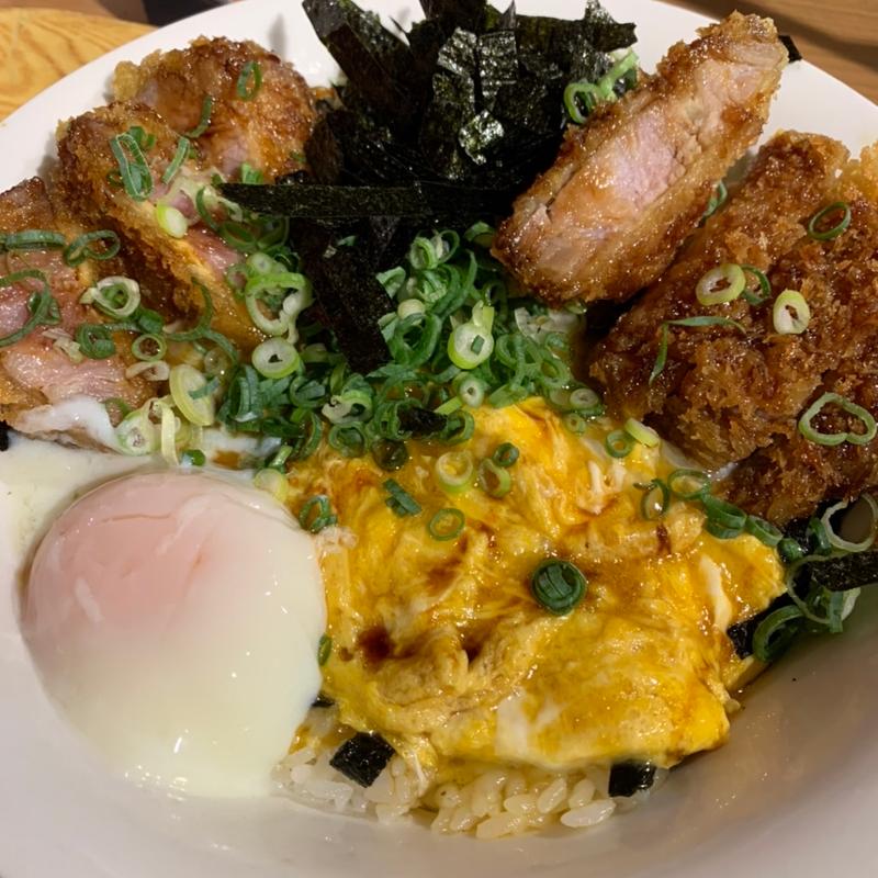 もち豚やわらかカツ丼(とろとろ玉子)(Koharu亭 （こはるてい）)
