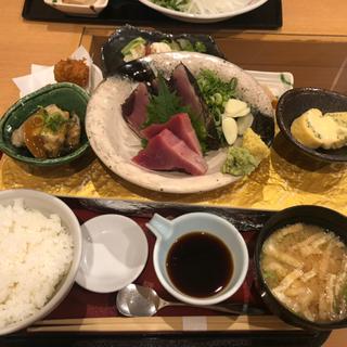 豪華カツオづくし御膳(TOSA DINING おきゃく)