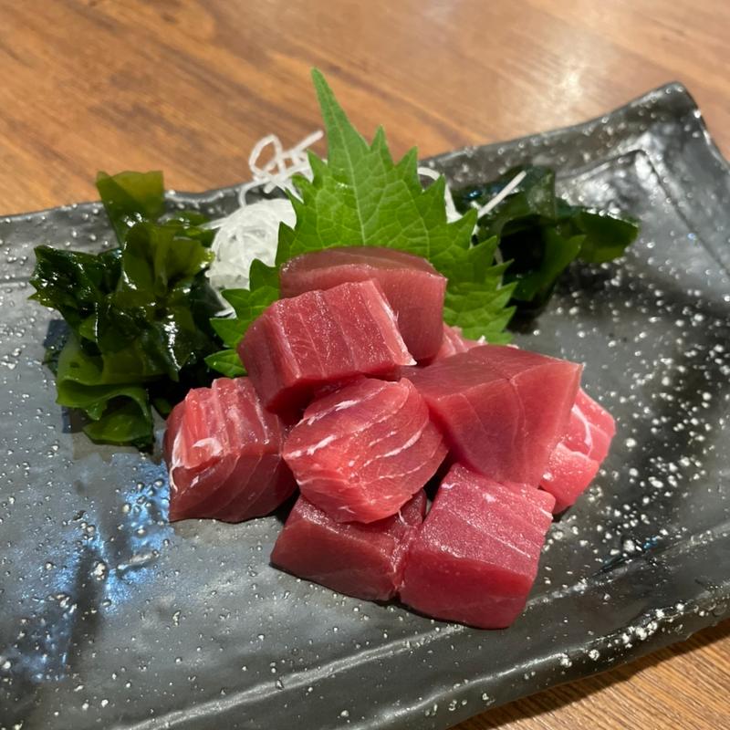 大間のマグロぶつ切り(酒席まつした)