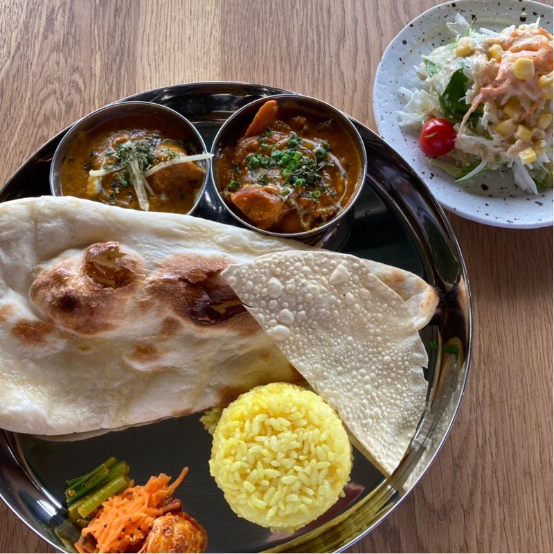 ナン・小ライスセット　カレー2種(カレーラボラトリー 笑夢 かわまちてらす店)