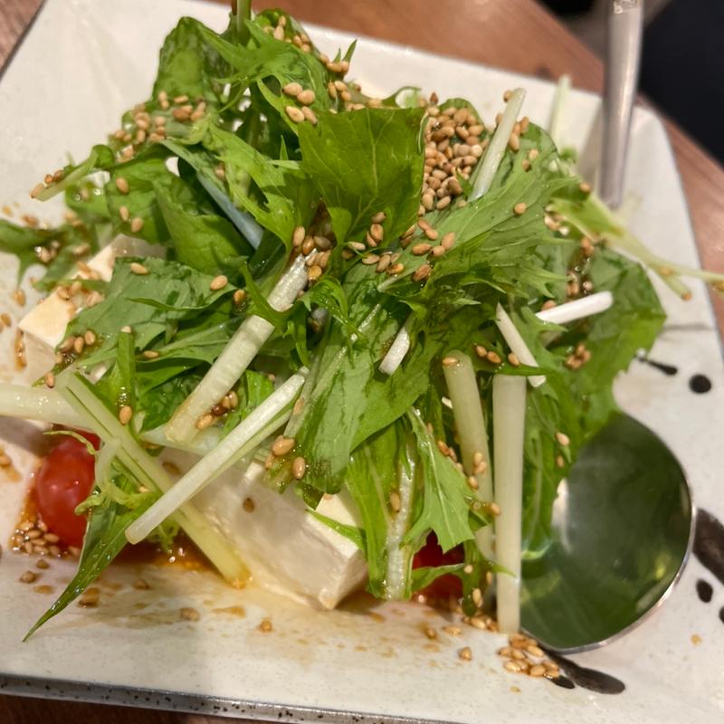 豆腐とお豆のサラダ(酒席まつした)