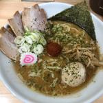 からみそラーメン　贅沢のせ(大盛り)(からみそラーメン　ふくろう)