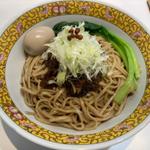 爆ドライ麺+味玉アローカナトッピング(上方レインボー)