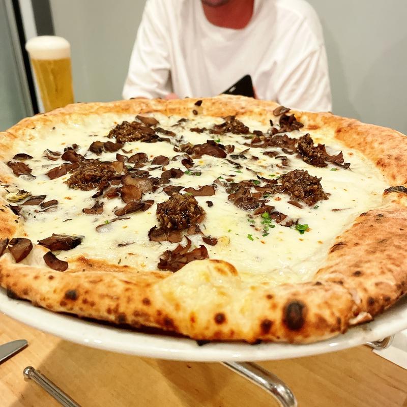 Funghi Pizza(BRICK FIRE TAVERN)