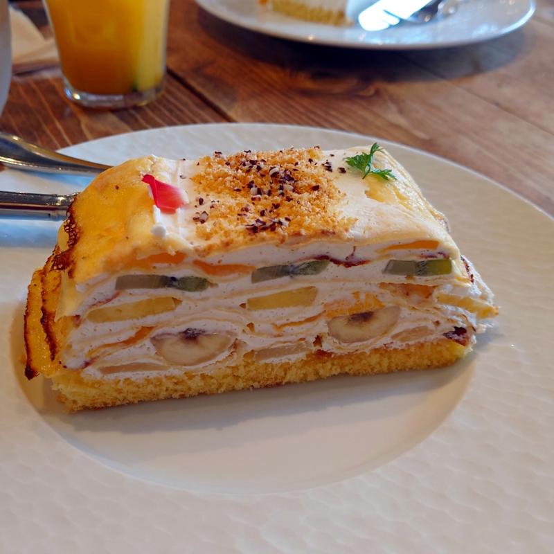 ミルクレープ(いすずカフェ)