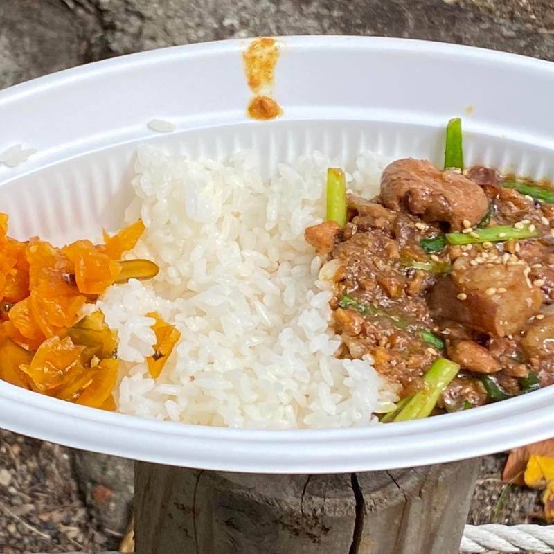 和牛モツプリプリキーマ(ケンチャンスマイル)