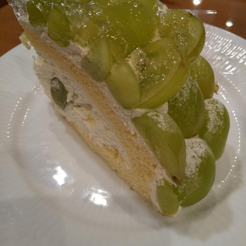 シャインマスカットのズコット(自家焙煎椿屋珈琲店 池上店)