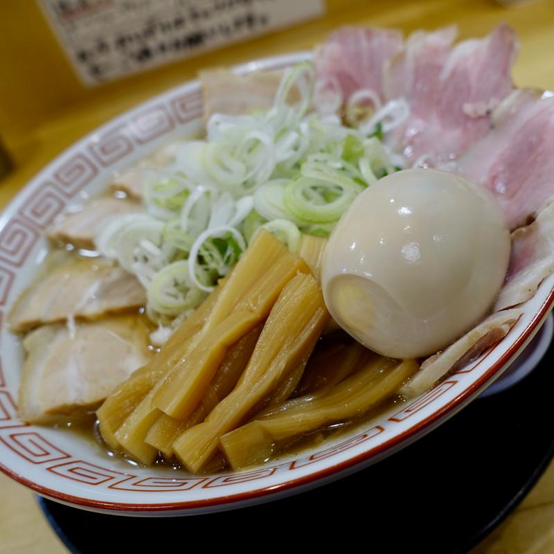 特製醤油らーめん（全部のせ）(喜多方食堂 なんば千日前店)