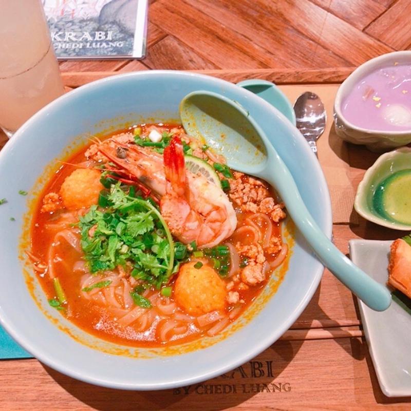 海老と米麺のトムヤムヌードル(チェルディルアン)