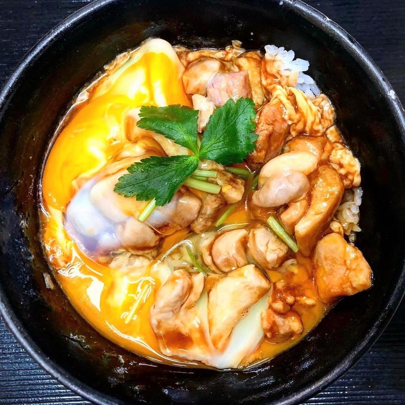 特上親子丼(鳥めし 鳥藤分店 （とりめし とりとうぶんてん）)