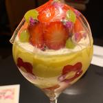 季節のパフェ(夜パフェ専門店ななかま堂)