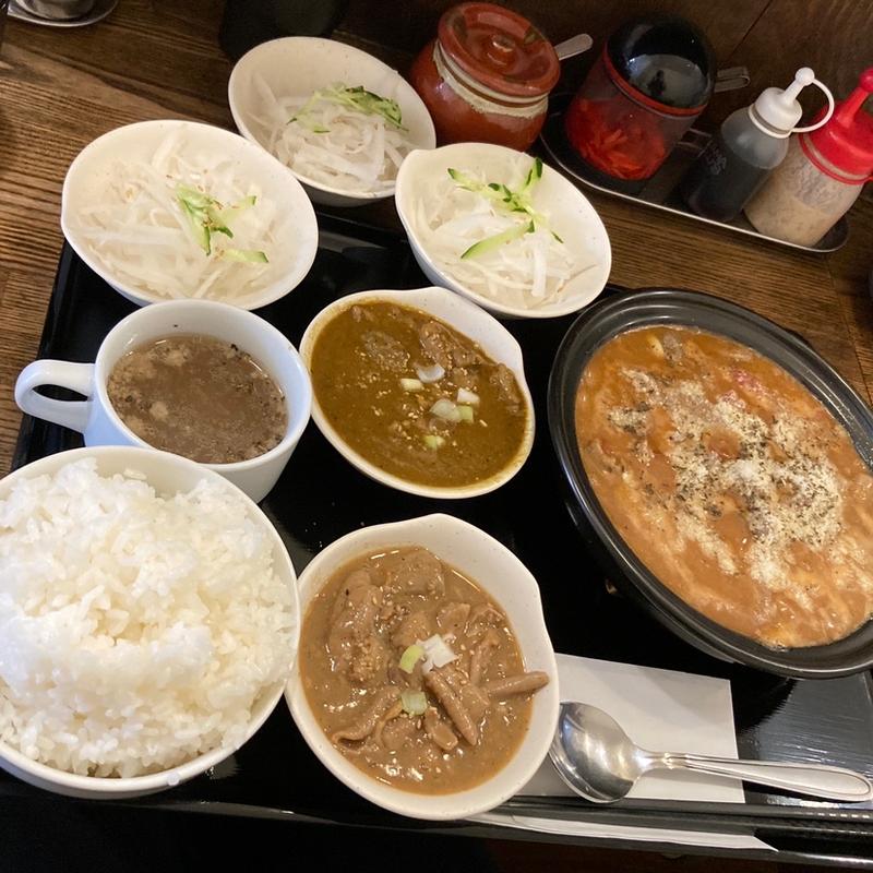 もつ煮込みトリッパ定食+もつ煮小皿セット+カレーもつ煮小皿セット(たま家食堂 美好町店 )