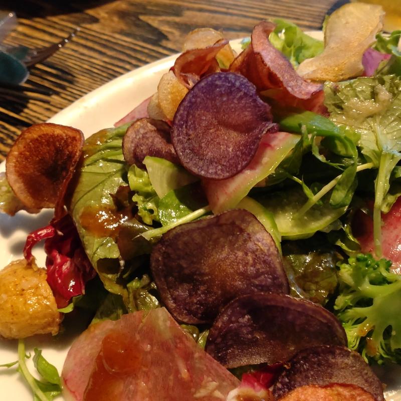 三浦野菜のガーデンサラダ(Trattoria e Pizzeria MOTHERS)