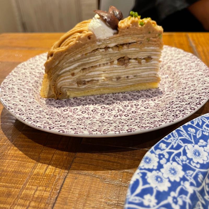 マロンのミルクレープ(アフタヌーンティー ラブアンドテーブル ルミネ横浜)