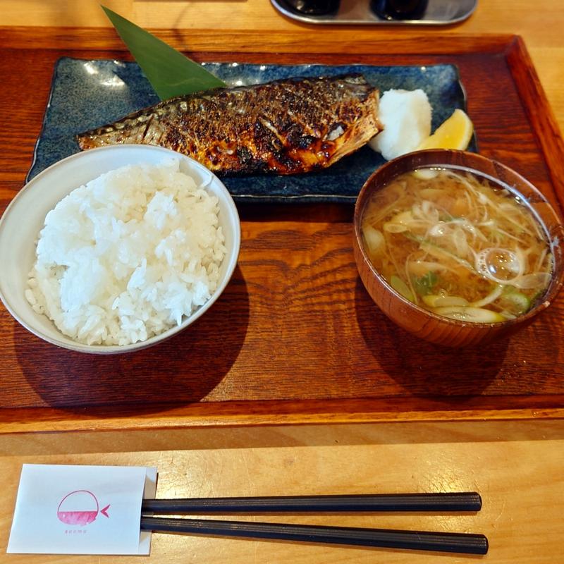 塩サバ定食(ごはんや 飯すけ)