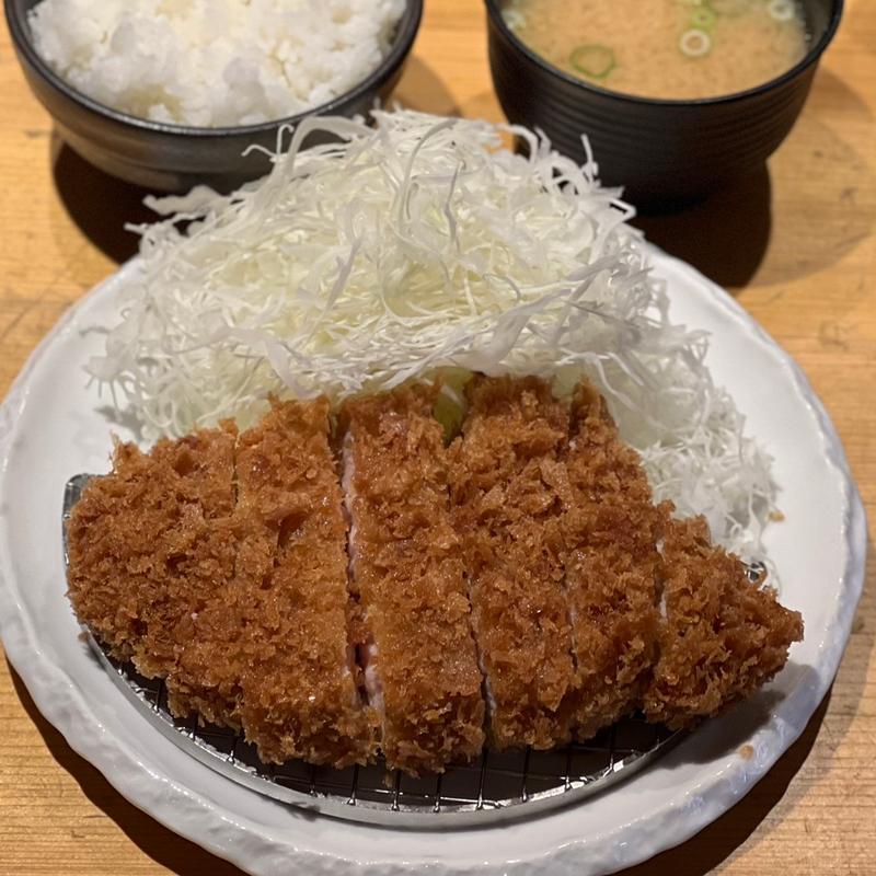 上ロースかつ定食(豚屋とん一姫路駅前)