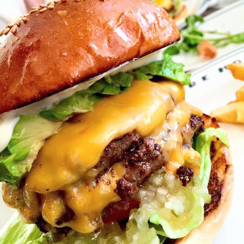 ダブルチーズバーガー(ファイヤーハウス （FIRE HOUSE）)