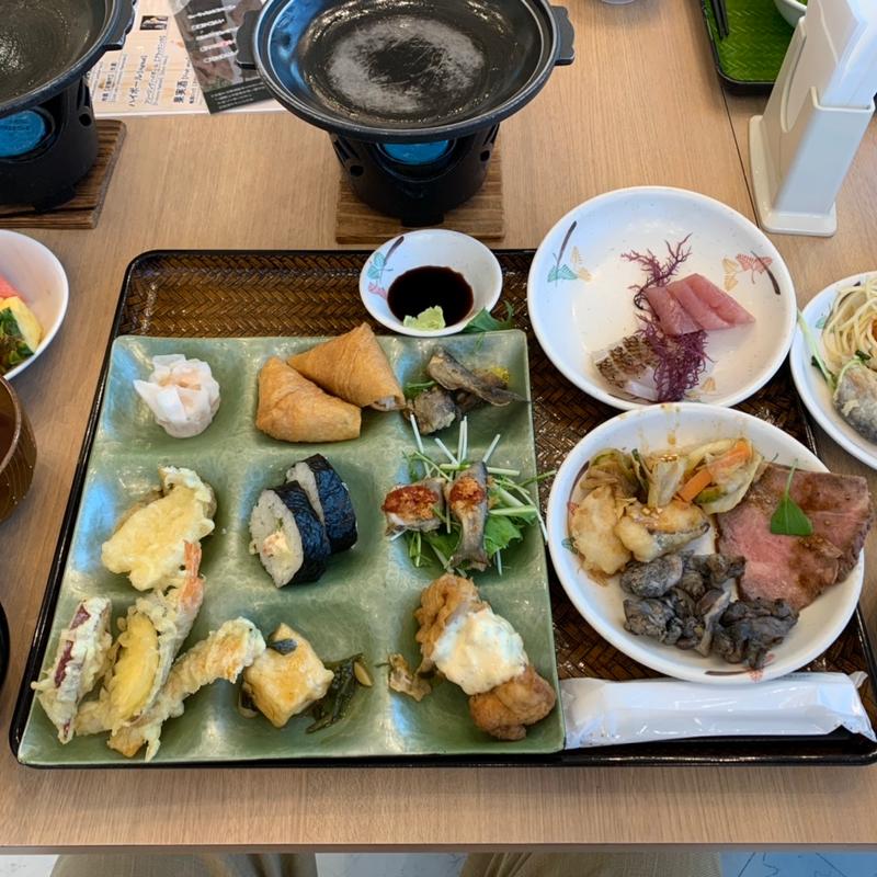 夕食バイキング(ANA ホリデイ・イン リゾート 宮崎)