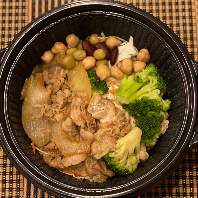 ライザップ牛サラダ(吉野家 八幡久保田店 )