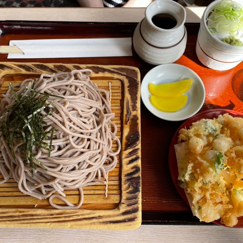 ザルそば小柱のかき揚げ付き(そば処 かつら)