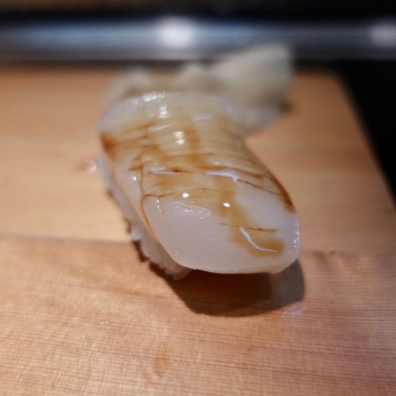 帆立貝(鮨の魚政 （うおまさ）)