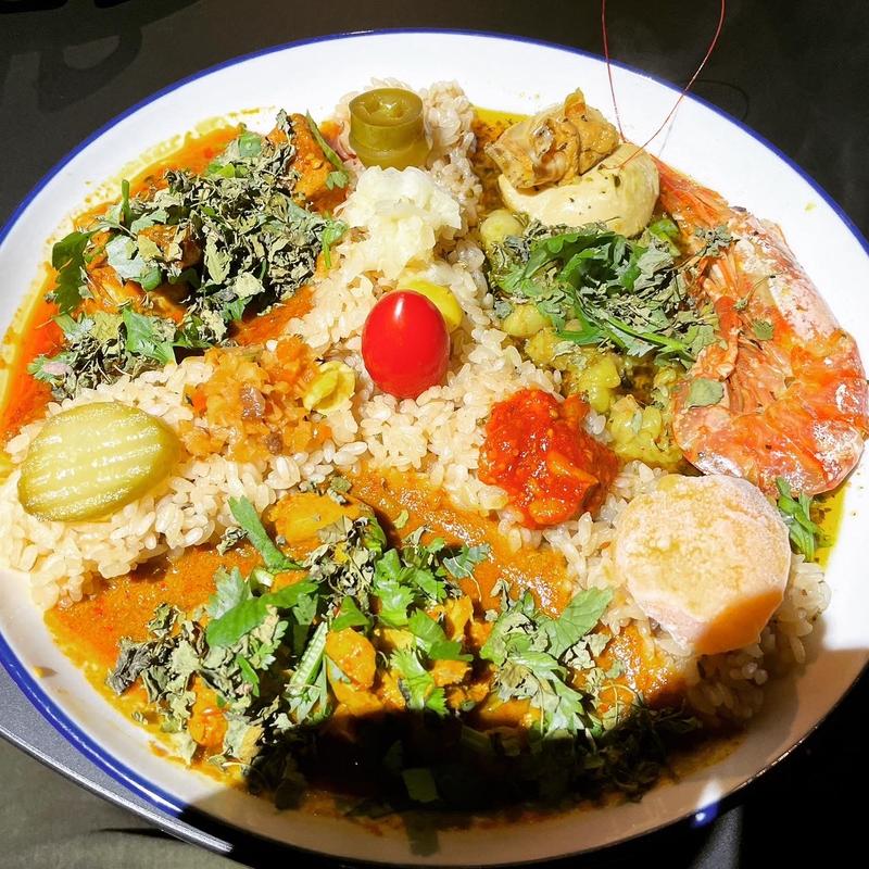 (薬膳出汁カレー時計仕掛けのスパイス)