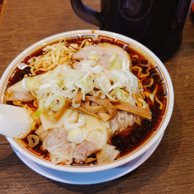 雲呑麺　大盛(丸 中華そば)
