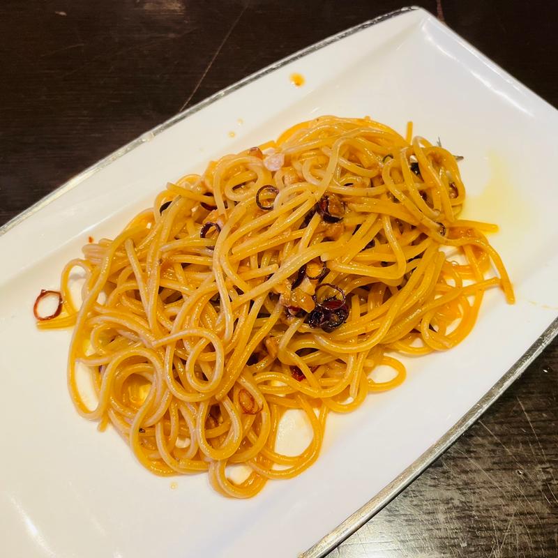 パスタセット（ペペロンチーノ）(創作イタリアン肉バル スオーノ)