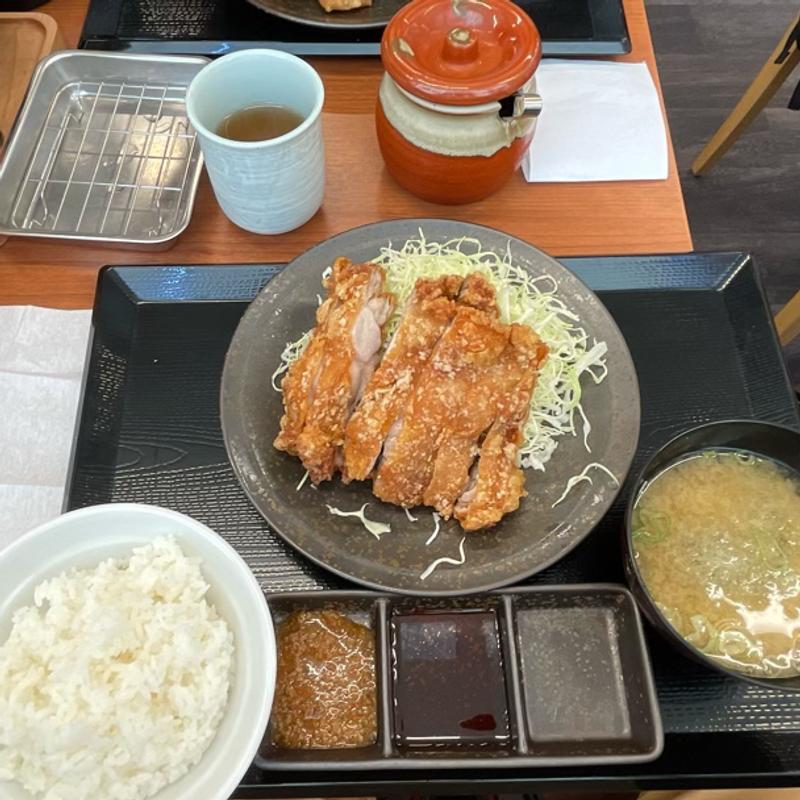 からあげ定食(からやま 藤沢柄沢店)