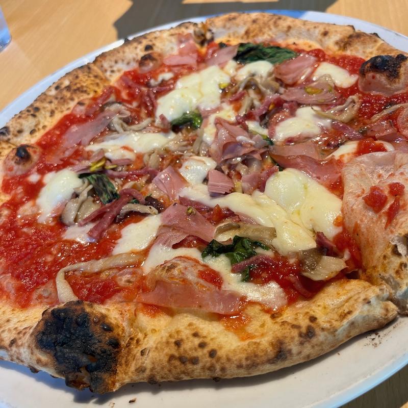 マルゲリータ(La・Terrazza （ラ・テラッツァ 【旧店名】アクアパッツァテラス）)